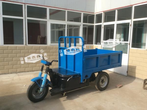 02電動(dòng)養(yǎng)殖車.jpg 02電動(dòng)養(yǎng)殖車.jpg